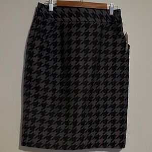 Worthington Black Houndstooth Pencil Skirt